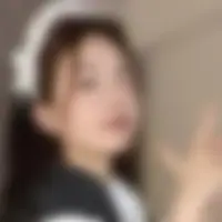 Elizabeth, 27