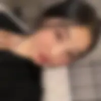 Samantha, 27